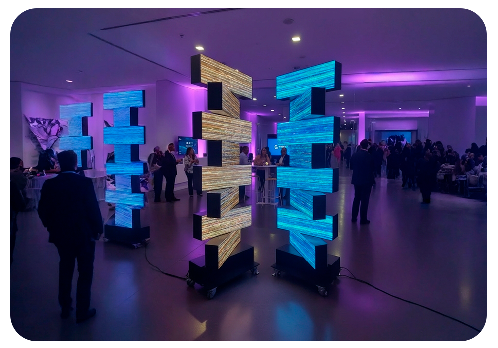 PAINEL DE LED GIRATORIO ROBERTO BESSA 3